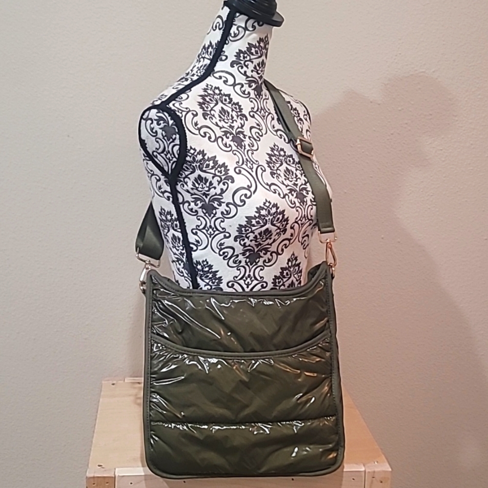 🪴 AH.DORNED PUFFY CROSSBODY BAG